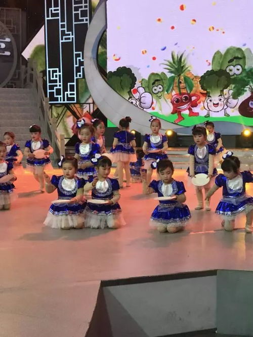 金苹果幼儿园小演员们春晚彩排现场,节目片段提前看