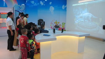 未来科技初体验 芳园金苹果幼儿园小读者探秘3D数字体验馆