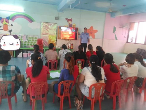 金苹果中英文第三幼儿园开展“防火、防震”安全演练活动